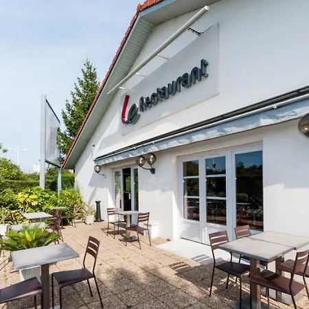 كامبانيل فندق