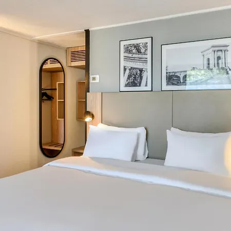 Campanile Hotel 3*